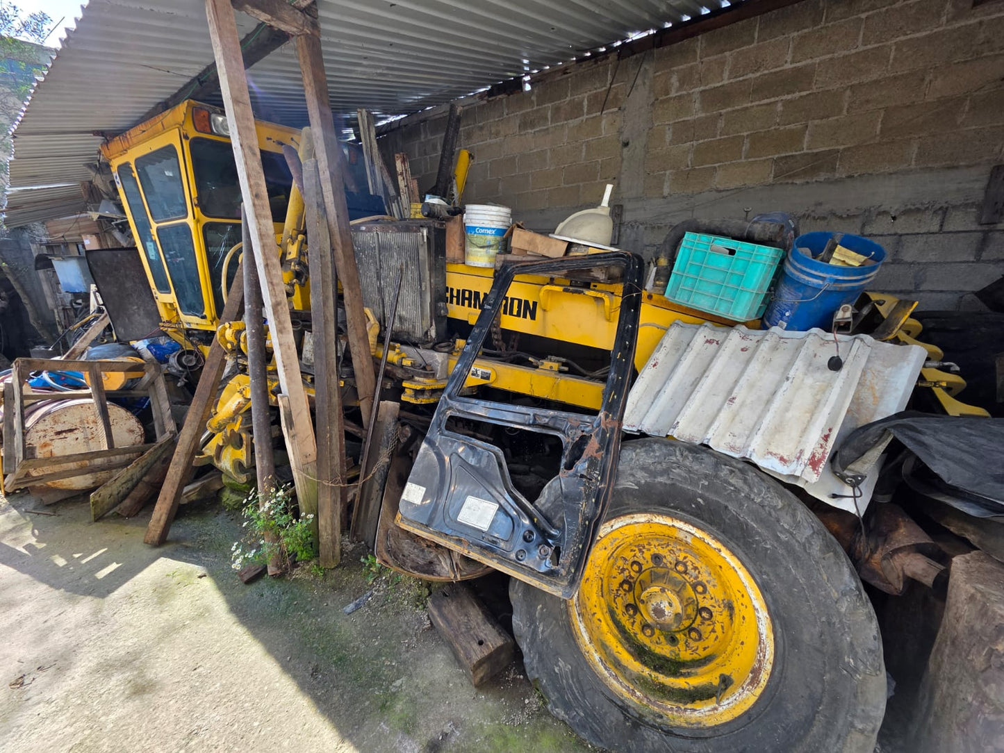 PIEZAS USADAS PARA MOTOCONFORMADORA CHAMPION 720A